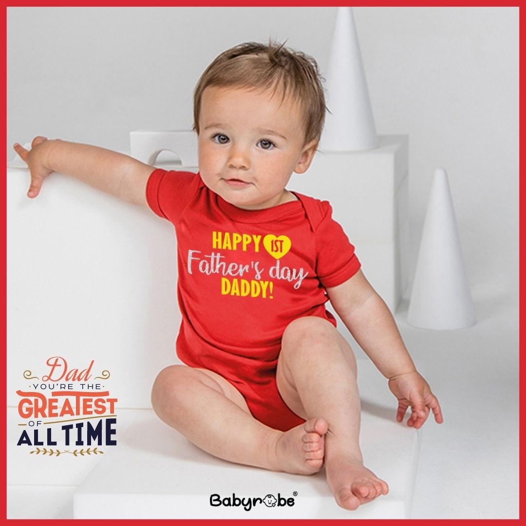 "Customizable Father's Day baby outfit with name."