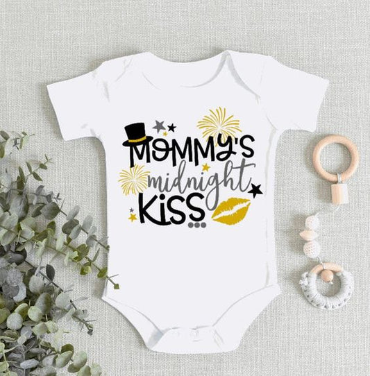Mommy's Midnigt Kiss